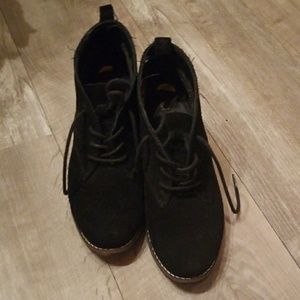 white mountain wedge black leather lace up